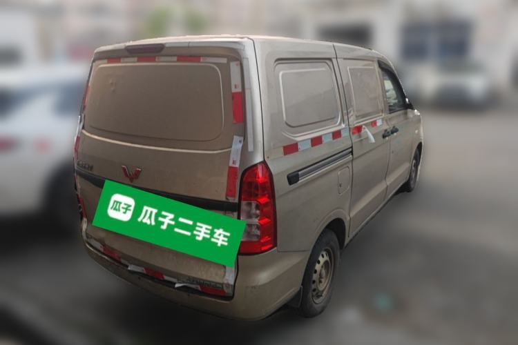 Used Wuling Hongguang V 2019 1.5L Jingqu Edition Sealed-Window Vehicle China VI LAR Rear Right 45 Deg