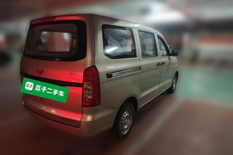 Used Wuling Hongguang V 2019 1.5L Jingqu Version China VI LAR Rear Right 45 Deg