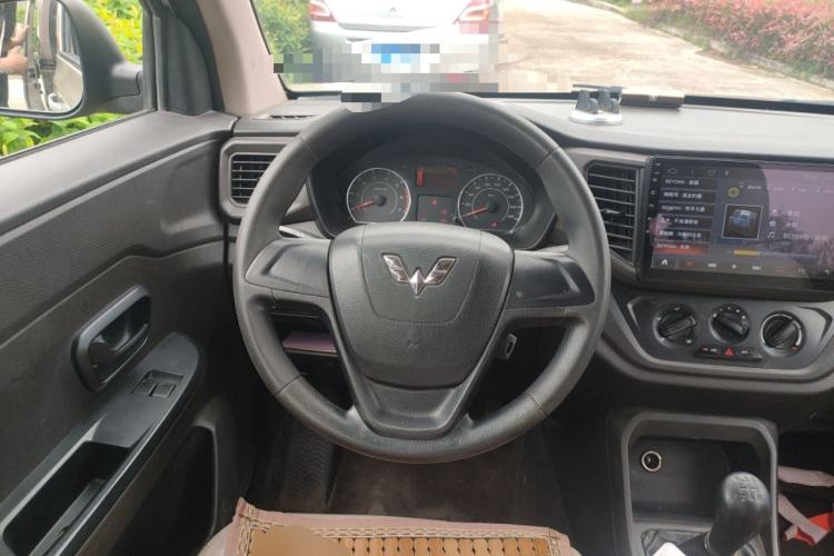 Used Wuling Hongguang V 2019 1.5L Base Version L2B Steering Wheel