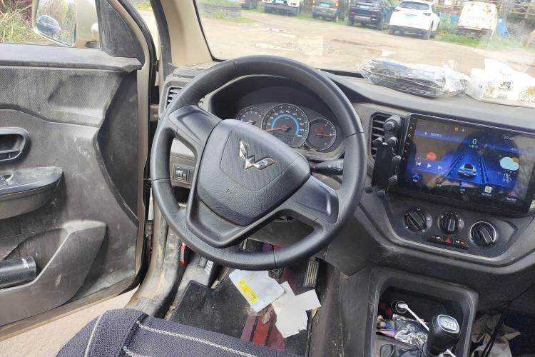 Used Wuling Hongguang V 2019 1.5L Enjoyment Version China VI LAR Steering Wheel