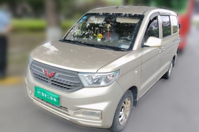 Used Wuling Hongguang V 2019 1.5L Enjoyment Version China VI LAR