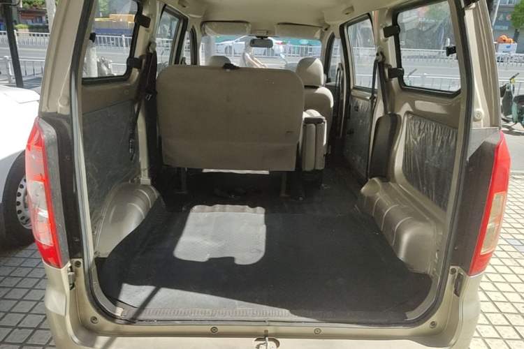 Used Wuling Hongguang V 2019 1.5L Jingqu Version China VI LAR Trunk