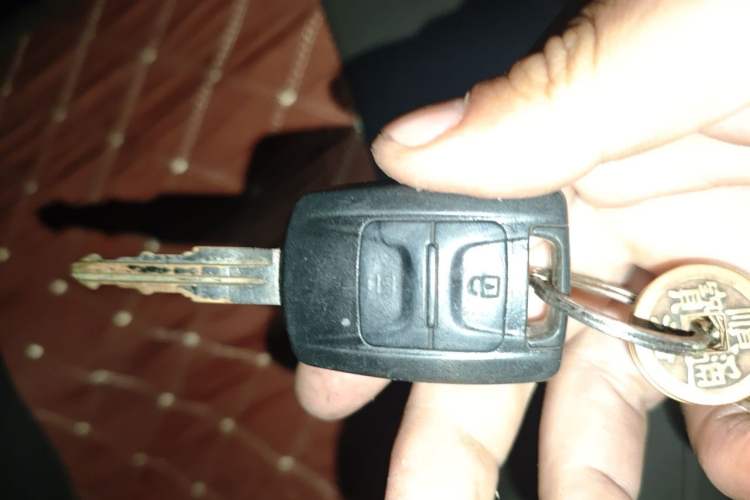Used Wuling Hongguang V 2019 1.5L Base Version China VI LAR Vehicle Key
