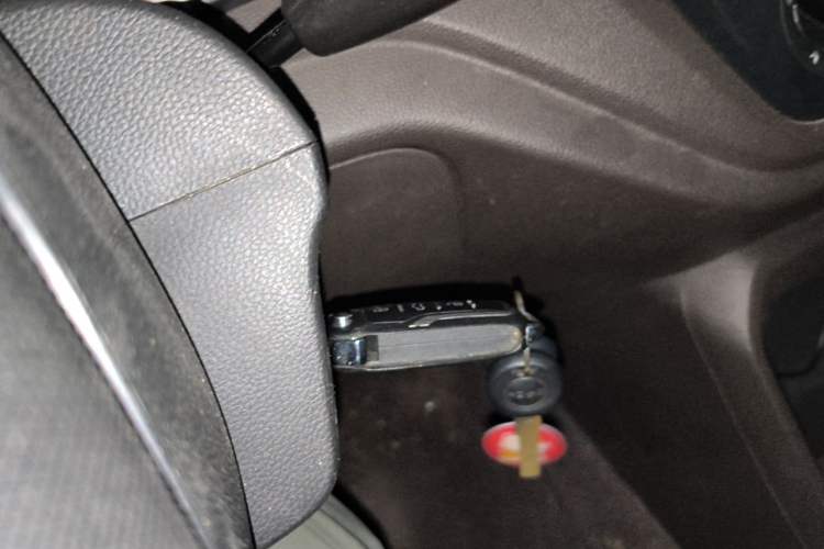 Used Wuling Hongguang V 2019 1.5L Jingqu Version China VI LAR Vehicle Key