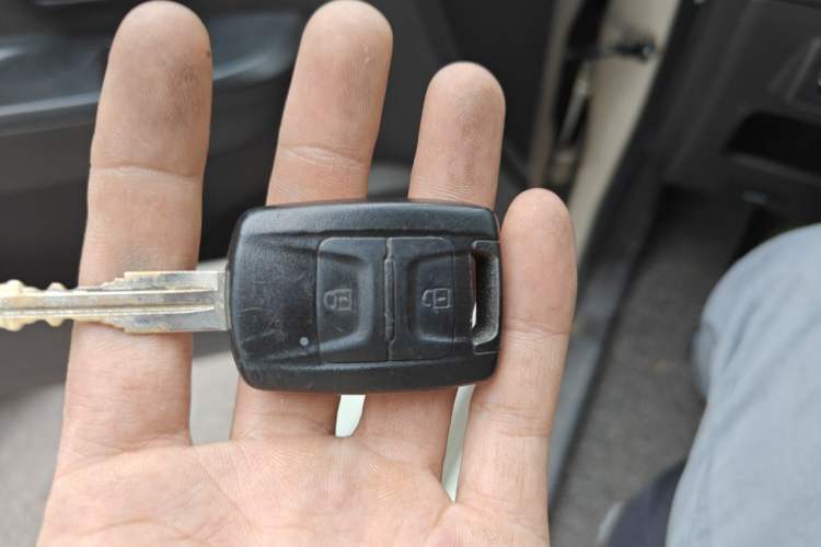 Used Wuling Hongguang V 2019 1.5L Jingqu Version China VI LAR Vehicle Key