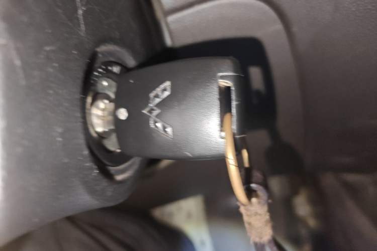 Used Wuling Hongguang V 2019 1.5L Jingqu Version China VI LAR Vehicle Key