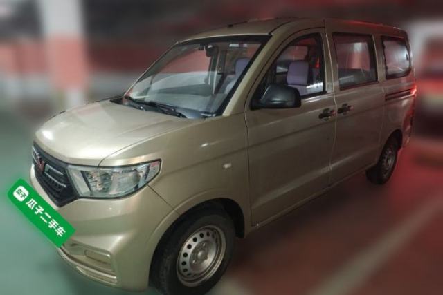 Used Wuling Hongguang V 2019 1.5L Jingqu Version China VI LAR