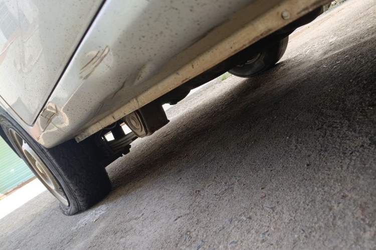 Used Wuling Hongguang V 2020 1.5L Commercial Vehicle China VI LAR Chassis Rear Right