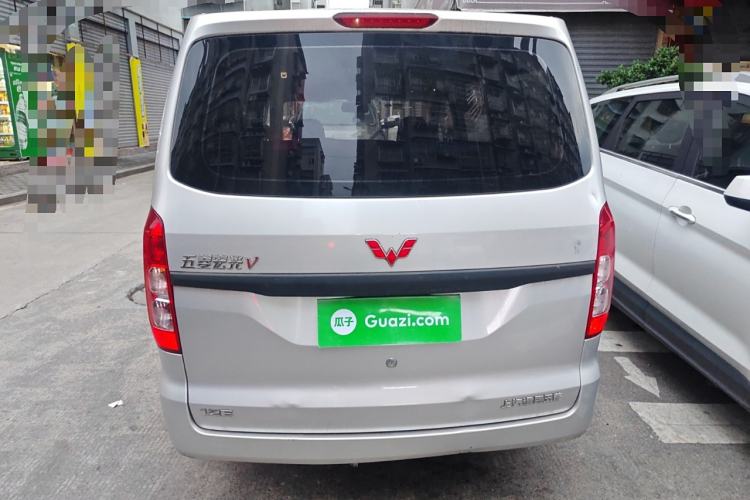 Used Wuling Hongguang V 2020 Model 1.2L Jingqu Edition China VI LSI Exterior 4