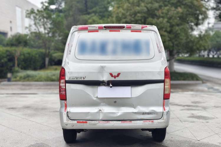 Used Wuling Hongguang V 2020 1.2L Jingqu Edition Window-Sealed Vehicle China VI LSI Exterior 4