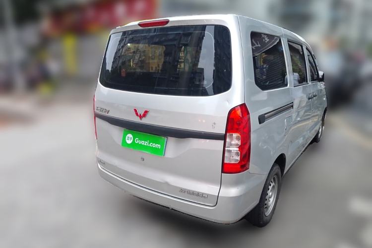 Used Wuling Hongguang V 2020 Model 1.2L Jingqu Edition China VI LSI Exterior 5