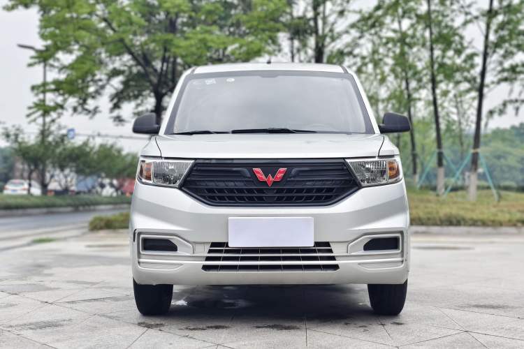 Used Wuling Hongguang V 2020 1.2L Jingqu Edition Window-Sealed Vehicle China VI LSI Exterior 6