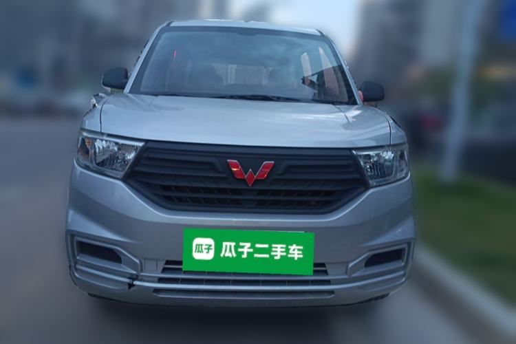 Used Wuling Hongguang V 2020 Model 1.2L Jingqu Edition China VI LSI Front