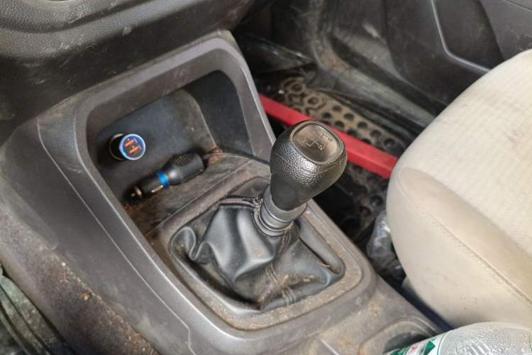 Used Wuling Hongguang V 2020 1.5L Commercial Vehicle China VI LAR Gear Lever