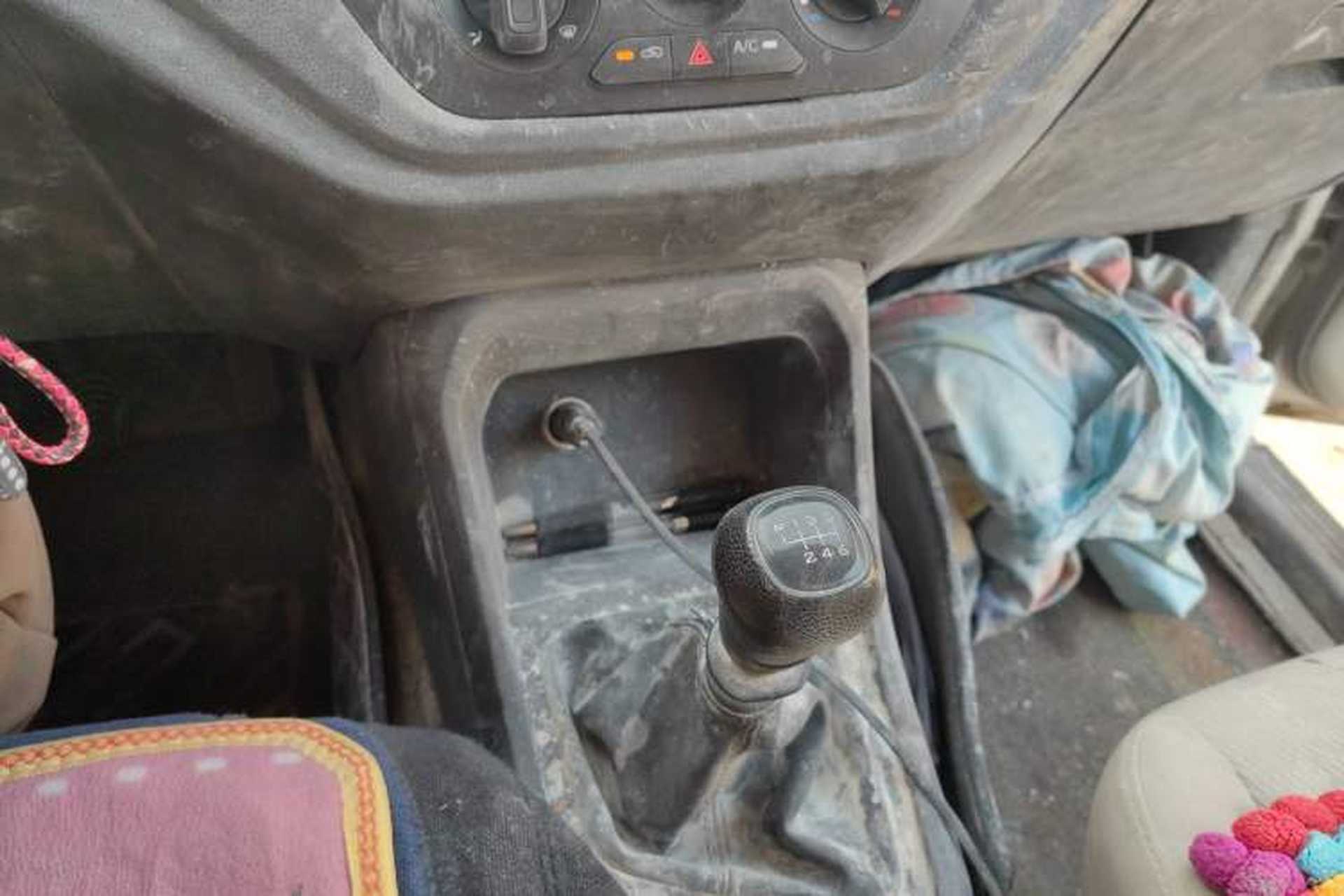 Used Wuling Hongguang V 2020 1.5L Commercial Vehicle China VI LAR Gear Lever