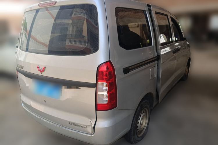 Used Wuling Hongguang V 2020 1.5L Commercial Vehicle China VI LAR Rear Right 45 Deg