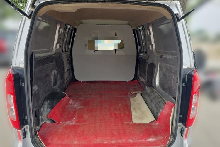 Used Wuling Hongguang V 2020 1.5L Commercial Vehicle China VI LAR Trunk