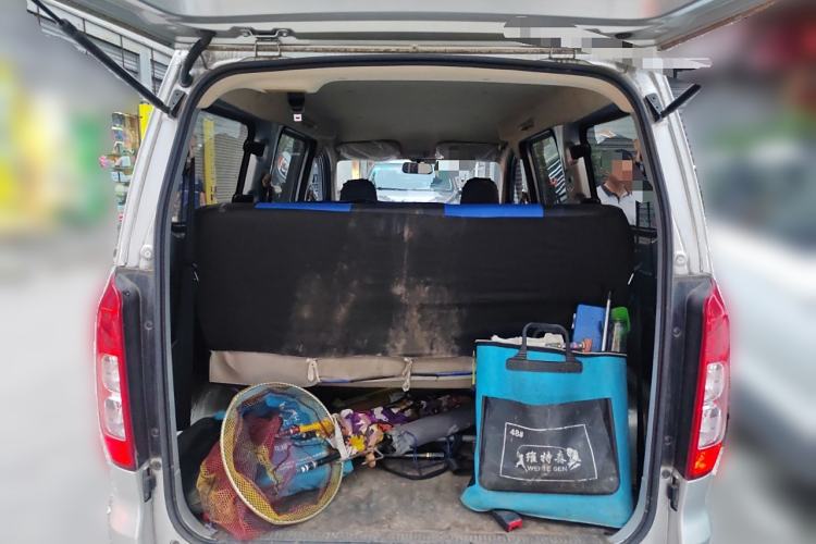 Used Wuling Hongguang V 2020 Model 1.2L Jingqu Edition China VI LSI Trunk