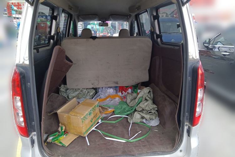 Used Wuling Hongguang V 2020 1.5L Commercial Vehicle China VI LAR Trunk