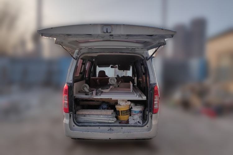 Used Wuling Hongguang V 2020 1.5L Commercial Vehicle China VI LAR Trunk