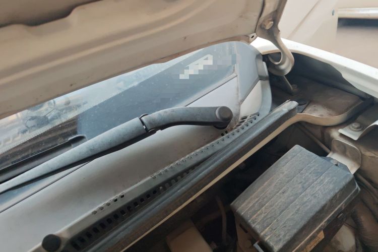 Used Wuling Hongguang V 2020 1.2L Enjoyment Edition China VI LSI Engine Bay Left