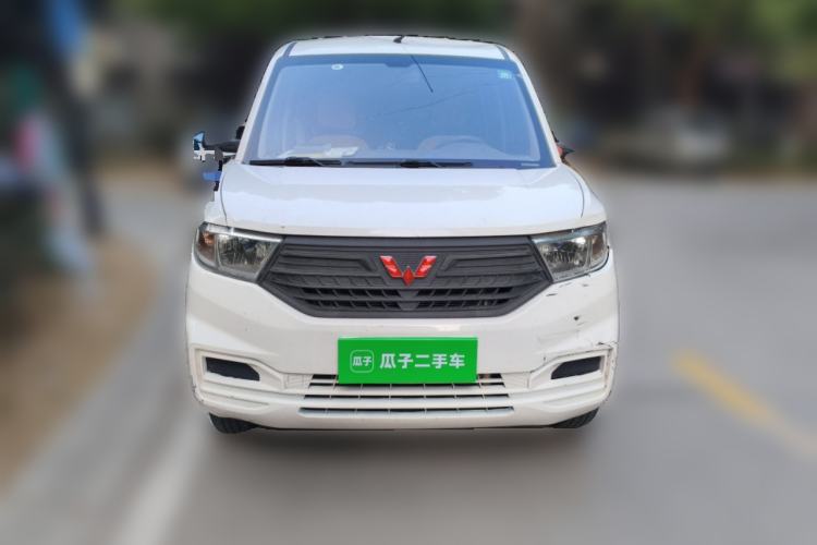 Used Wuling Hongguang V 2020 Model 1.2L Jingqu Edition China VI LSI Front
