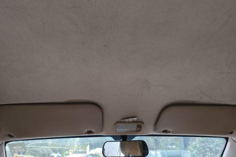 Used Wuling Hongguang V 2020 Model 1.2L Jingqu Edition China VI LSI Headliner