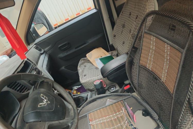 Used Wuling Hongguang V 2020 1.2L Enjoyment Edition China VI LSI Left Front Seat