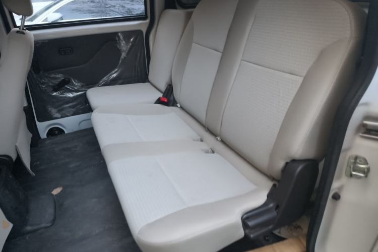 Used Wuling Hongguang V 2020 Model 1.2L Jingqu Edition China VI LSI Left Rear Seat