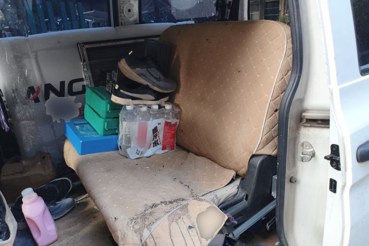 Used Wuling Hongguang V 2020 Model 1.2L Jingqu Edition China VI LSI Left Rear Seat