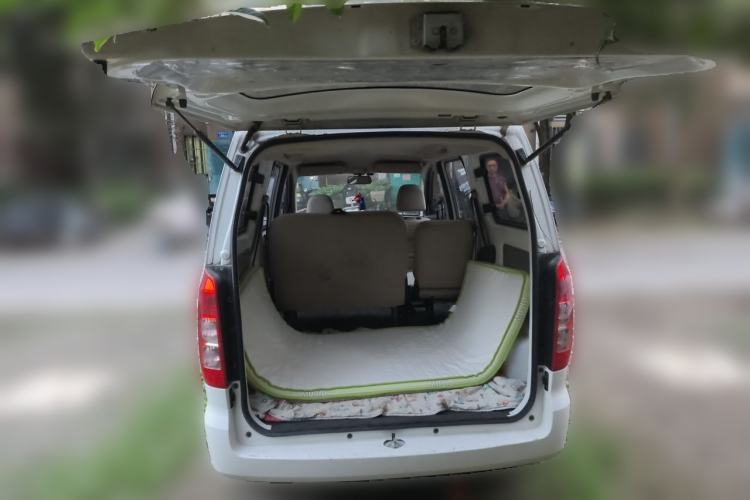 Used Wuling Hongguang V 2020 Model 1.2L Jingqu Edition China VI LSI Trunk