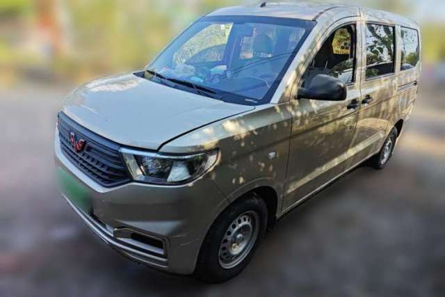 Ojetý Wuling Hongguang V 2021 1.5L Jingqu Version LAR