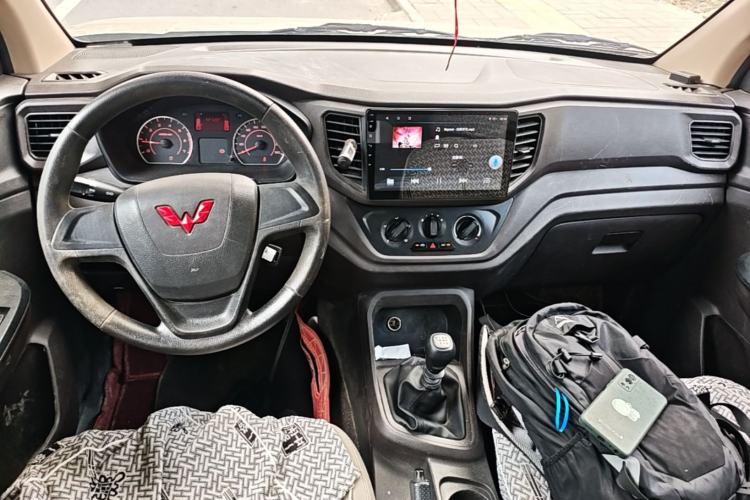 Used Wuling Hongguang V 2021 1.5L Jingqu Version LAR Center Console