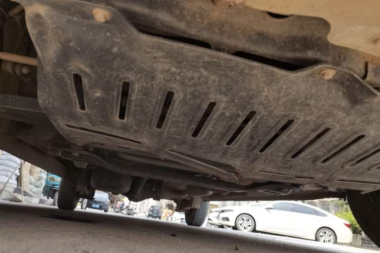 Used Wuling Hongguang V 2021 1.5L Jingqu Version LAR Chassis Front