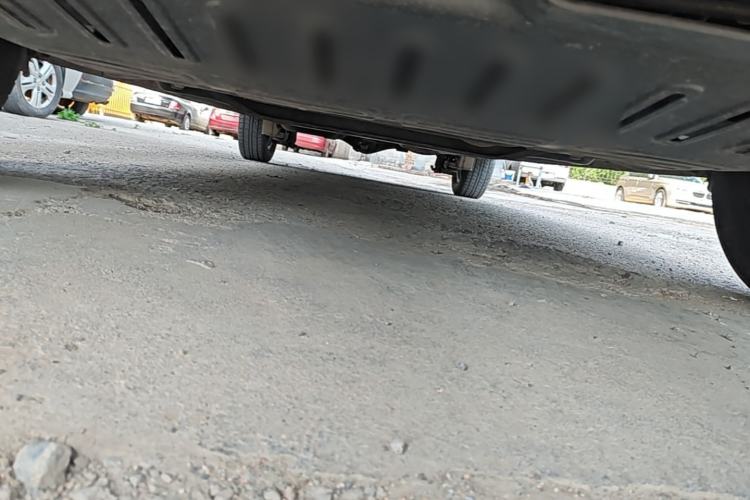 Used Wuling Hongguang V 2021 1.5L Enjoyment Edition LAR Chassis Front