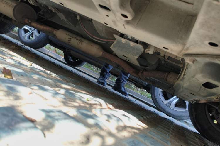 Used Wuling Hongguang V 2021 1.5L Jingqu Version LAR Chassis Front Right