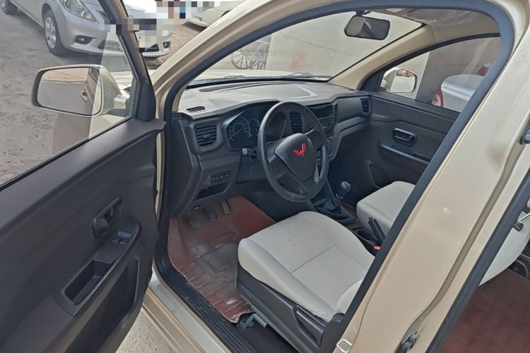 Used Wuling Hongguang V 2021 1.5L Enjoyment Edition LAR Driver Seat