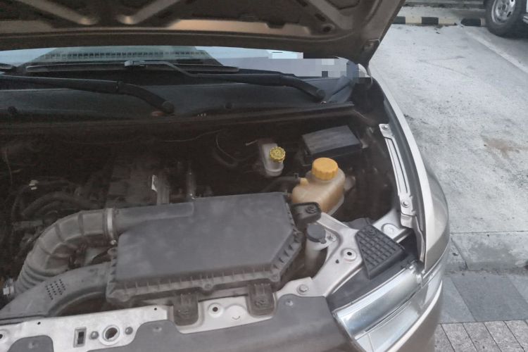 Used Wuling Hongguang V 2021 1.5L Jingqu Version LAR Engine Bay Left