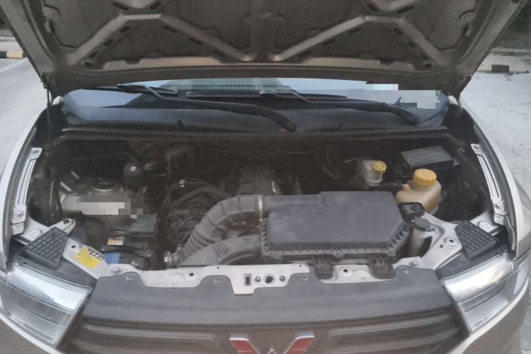 Used Wuling Hongguang V 2021 1.5L Jingqu Version LAR Engine Bay