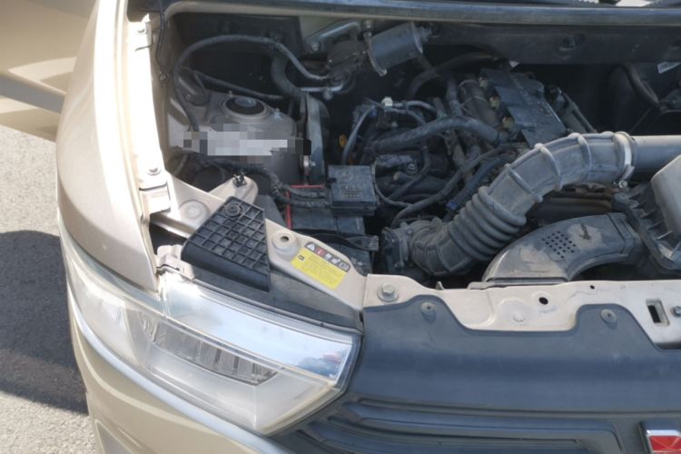 Used Wuling Hongguang V 2021 1.5L Jingqu Version LAR Engine Bay Right