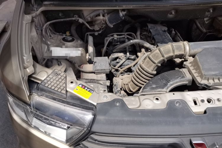 Used Wuling Hongguang V 2021 1.5L Jingqu Version LAR Engine Bay Right
