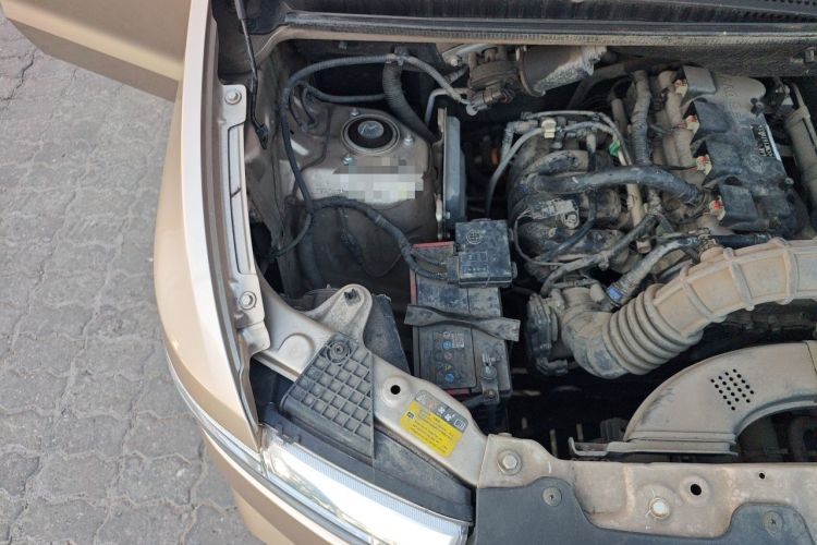 Used Wuling Hongguang V 2021 1.5L Refreshed Enjoyment Edition LAR Engine Bay Right