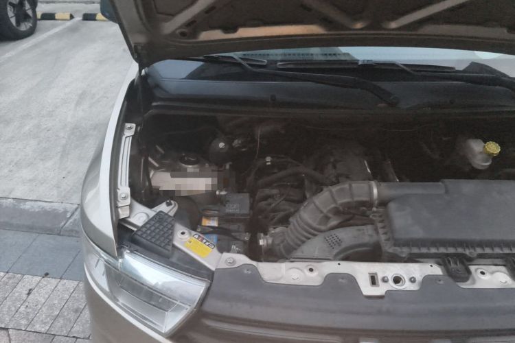 Used Wuling Hongguang V 2021 1.5L Jingqu Version LAR Engine Bay Right