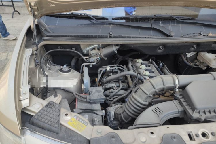 Used Wuling Hongguang V 2021 1.5L Jingqu Edition Enclosed-Window Vehicle LAR Engine Bay Right