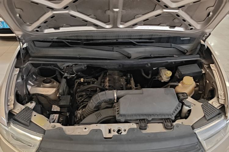 Used Wuling Hongguang V 2021 1.5L Jingqu Version LAR Engine Bay
