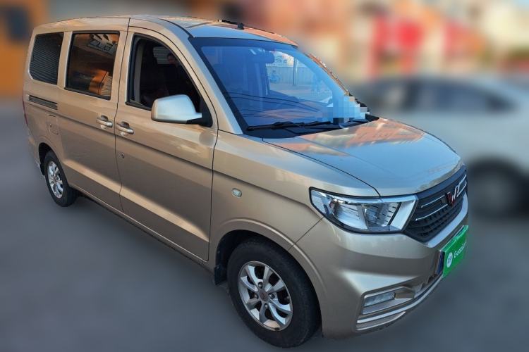 Used Wuling Hongguang V 2021 1.5L Refreshed Enjoyment Edition LAR Exterior 2