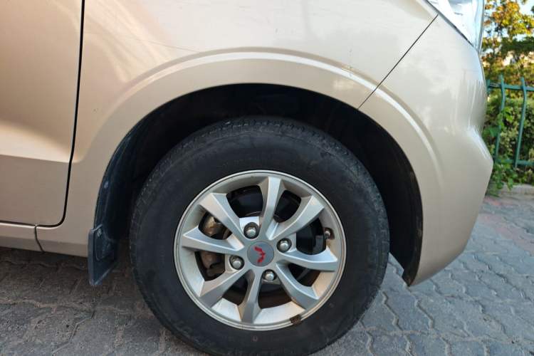 Used Wuling Hongguang V 2021 1.5L Refreshed Enjoyment Edition LAR Exterior 7