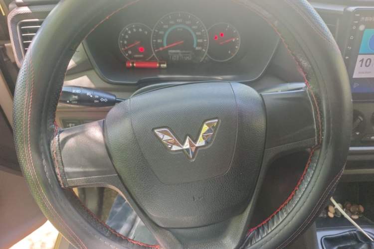 Used Wuling Hongguang V 2021 1.5L Enjoyment Edition LAR Instrument Cluster