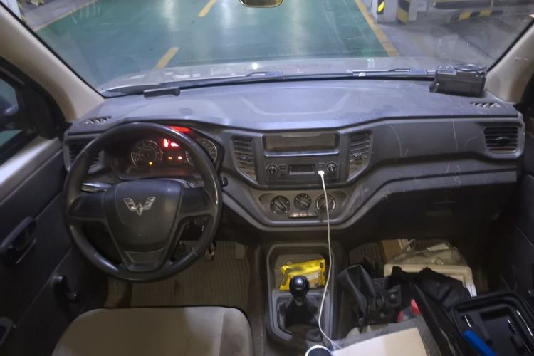 Used Wuling Hongguang V 2021 1.5L Jingqu Version LAR Interior 2