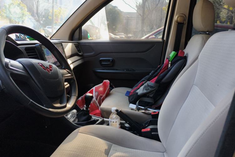 Used Wuling Hongguang V 2021 1.5L Jingqu Version LAR Left Front Seat